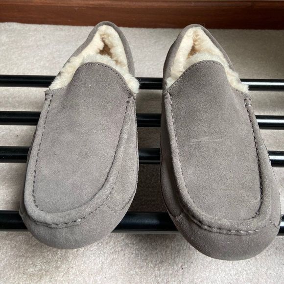UGG Men Ascot Suede Slip On Shoe - NEW NWOB main image 8